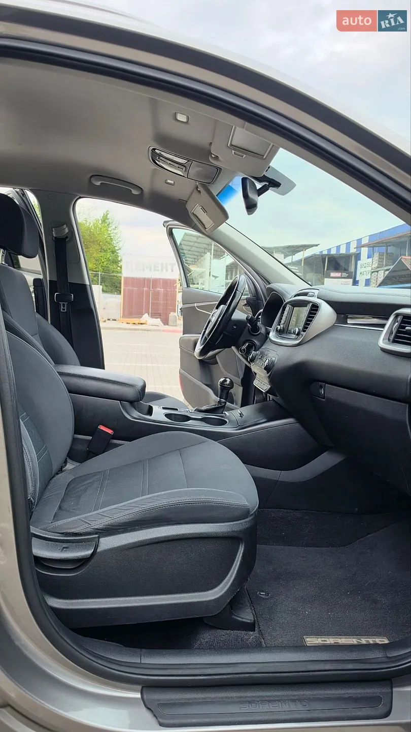 2016 Kia Sorento - мініатюра 40