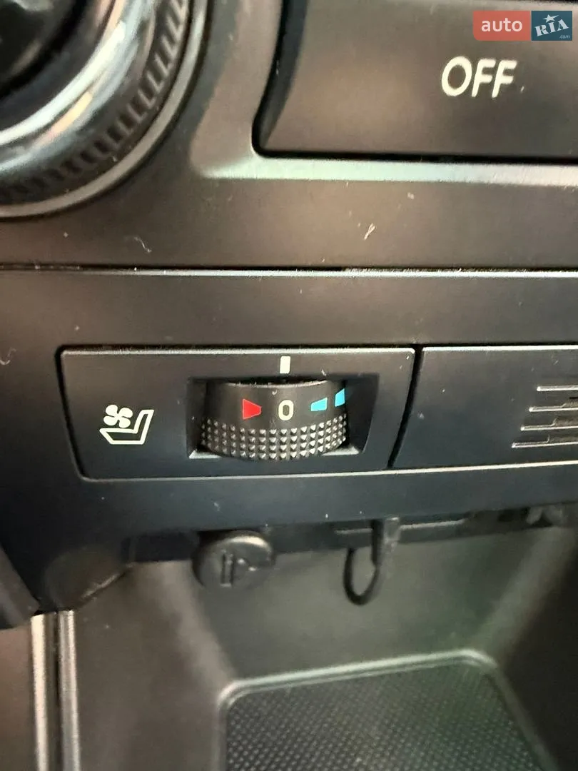 2011 Kia Sorento - мініатюра 35