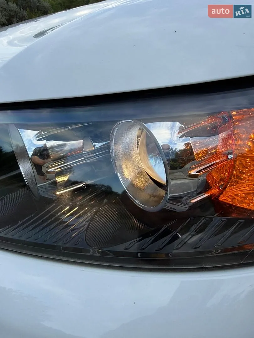 2011 Kia Sorento - мініатюра 36