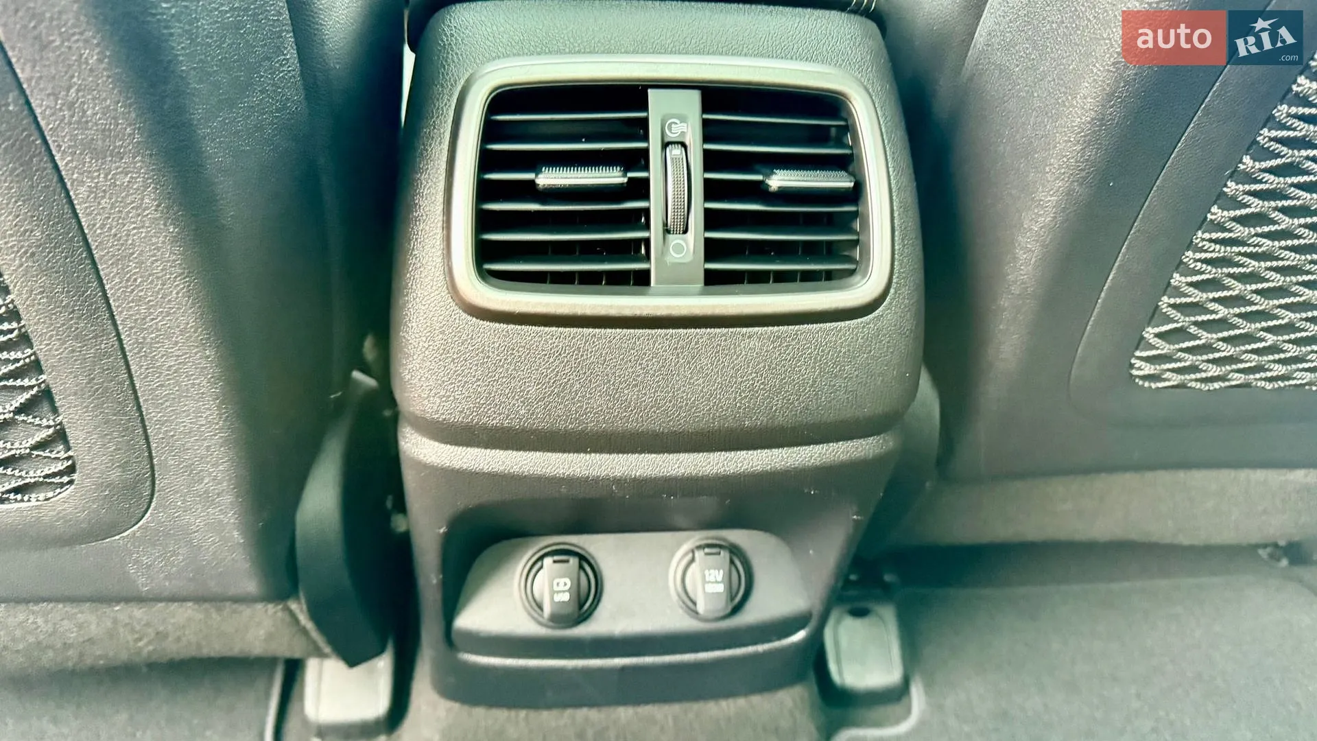 2015 Kia Sorento - мініатюра 28