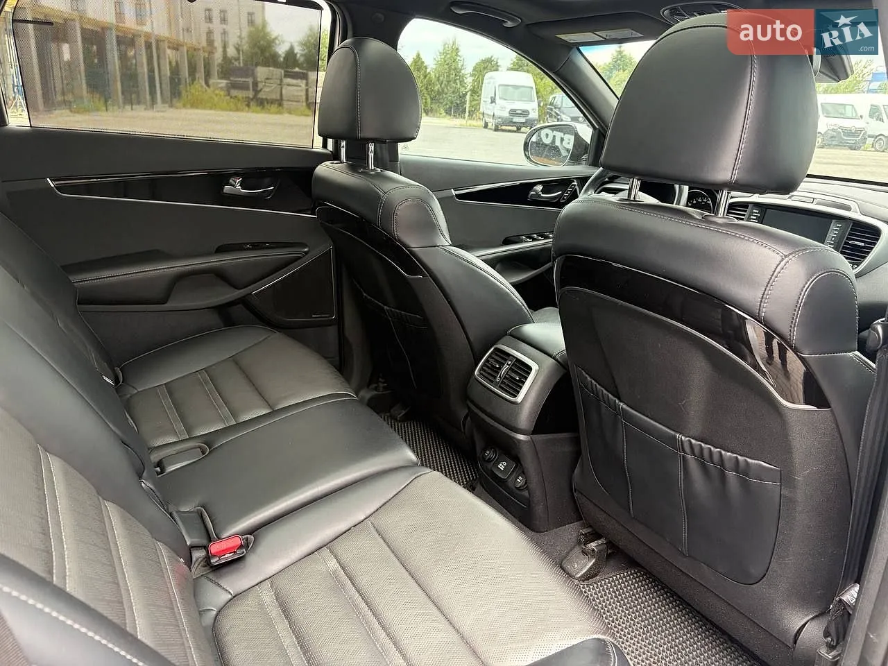 2019 Kia Sorento - мініатюра 12