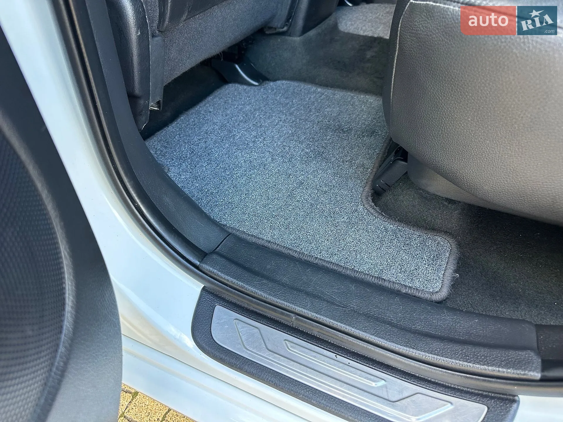 2011 Kia Sorento - мініатюра 166