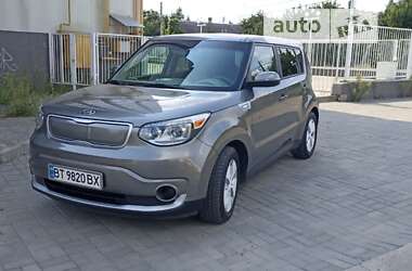 Внедорожник / Кроссовер Kia Soul EV 2015 в Николаеве