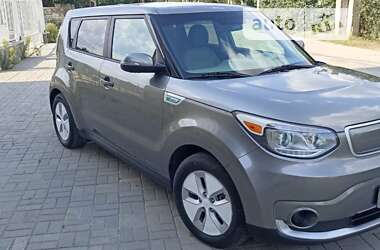 Внедорожник / Кроссовер Kia Soul EV 2015 в Николаеве