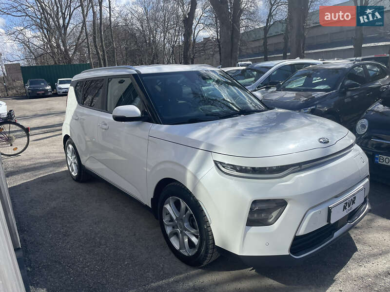 Позашляховик / Кросовер Kia Soul EV 2019 в Тернополі фото 4 Позашляховик / Кросовер Kia Soul EV 2019 в Тернополі