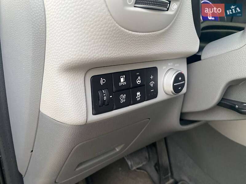 Внедорожник / Кроссовер Kia Soul EV 2016 в Ковеле фото 19 Внедорожник / Кроссовер Kia Soul EV 2016 в Ковеле