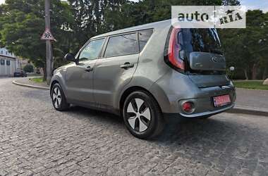 Внедорожник / Кроссовер Kia Soul EV 2014 в Луцке