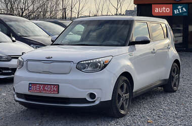 Внедорожник / Кроссовер Kia Soul EV 2015 в Ровно