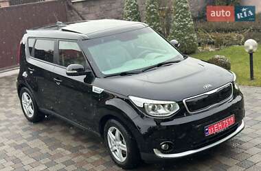 Позашляховик / Кросовер Kia Soul EV 2017 в Івано-Франківську