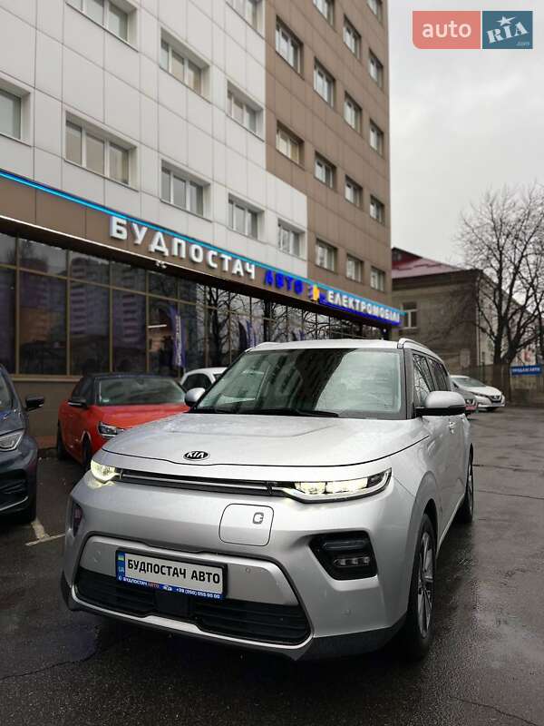 Внедорожник / Кроссовер Kia Soul EV 2020 в Киеве