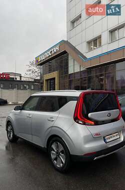 Внедорожник / Кроссовер Kia Soul EV 2020 в Киеве