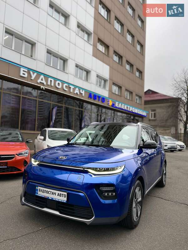 Внедорожник / Кроссовер Kia Soul EV 2020 в 