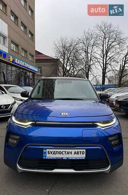 Внедорожник / Кроссовер Kia Soul EV 2020 в 