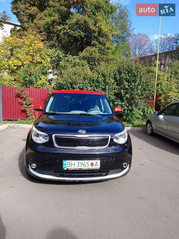 Позашляховик / Кросовер Kia Soul EV 2015 в Одесі