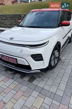 Внедорожник / Кроссовер Kia Soul EV 2020 в Хмельницком