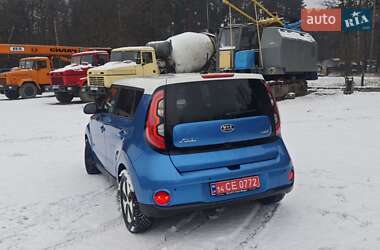 Позашляховик / Кросовер Kia Soul EV 2015 в Новояворівську