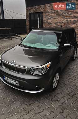 Внедорожник / Кроссовер Kia Soul EV 2015 в 