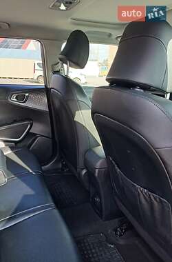 Внедорожник / Кроссовер Kia Soul EV 2022 в 