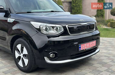 Внедорожник / Кроссовер Kia Soul EV 2017 в 