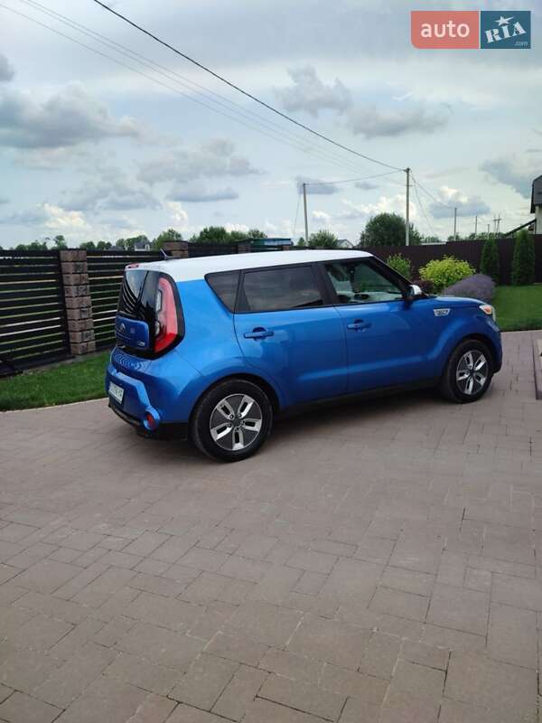 Внедорожник / Кроссовер Kia Soul EV 2018 в 