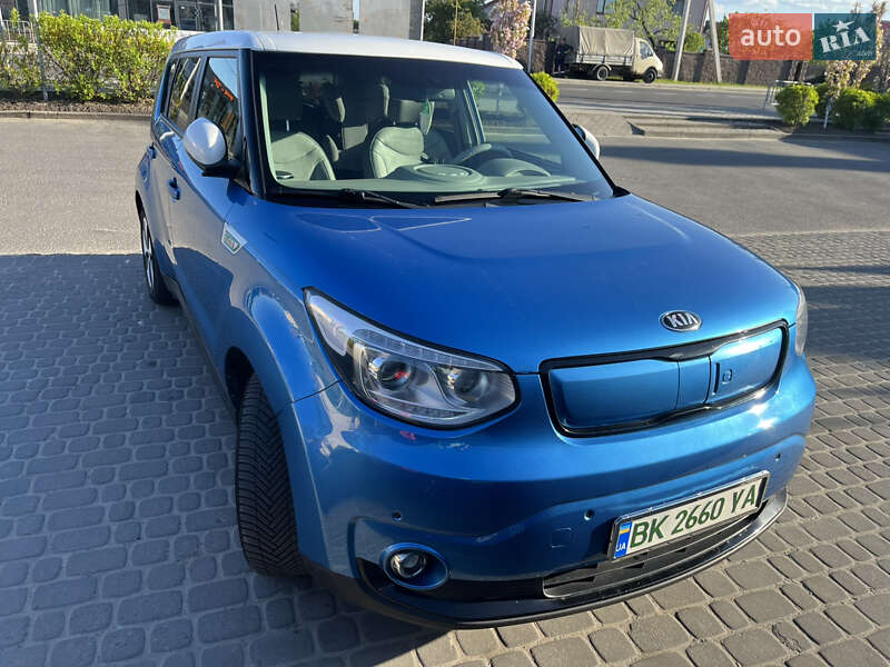 Внедорожник / Кроссовер Kia Soul EV 2014 в Львове фото 9 Внедорожник / Кроссовер Kia Soul EV 2014 в Львове