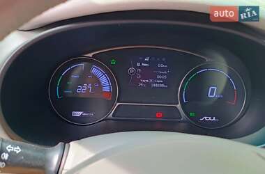 Внедорожник / Кроссовер Kia Soul EV 2017 в Черновцах