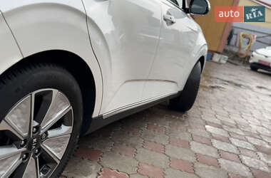 Внедорожник / Кроссовер Kia Soul EV 2019 в 