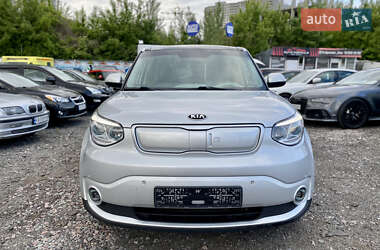 Позашляховик / Кросовер Kia Soul EV 2016 в 
