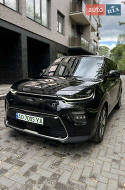 Позашляховик / Кросовер Kia Soul EV 2019 в Ужгороді