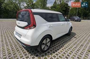 Внедорожник / Кроссовер Kia Soul EV 2022 в 