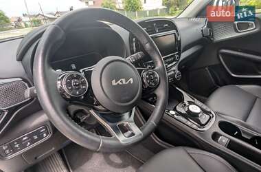 Внедорожник / Кроссовер Kia Soul EV 2022 в 