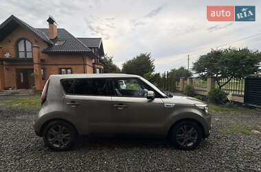 Внедорожник / Кроссовер Kia Soul EV 2015 в 