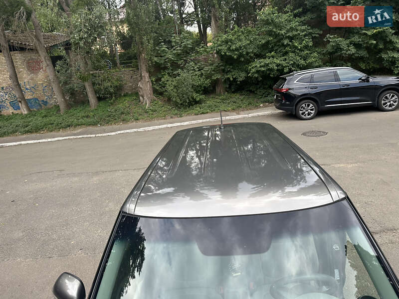 Позашляховик / Кросовер Kia Soul EV 2016 в Києві