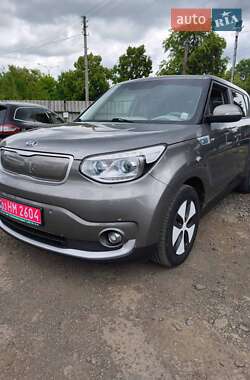 Внедорожник / Кроссовер Kia Soul EV 2015 в Луцке