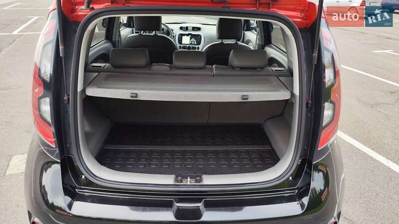 Позашляховик / Кросовер Kia Soul EV 2016 в Львові