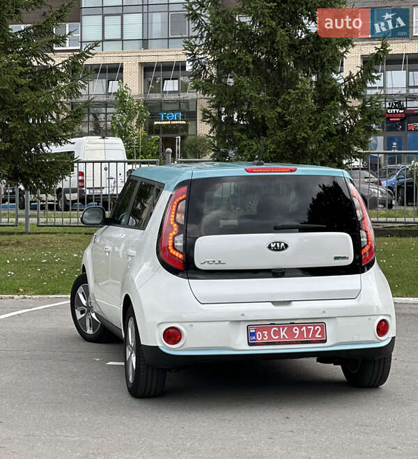 Позашляховик / Кросовер Kia Soul EV 2018 в Чернівцях
