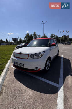 Позашляховик / Кросовер Kia Soul EV 2015 в Житомирі