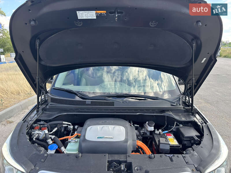 Позашляховик / Кросовер Kia Soul EV 2017 в Дніпрі фото 9 Позашляховик / Кросовер Kia Soul EV 2017 в Дніпрі