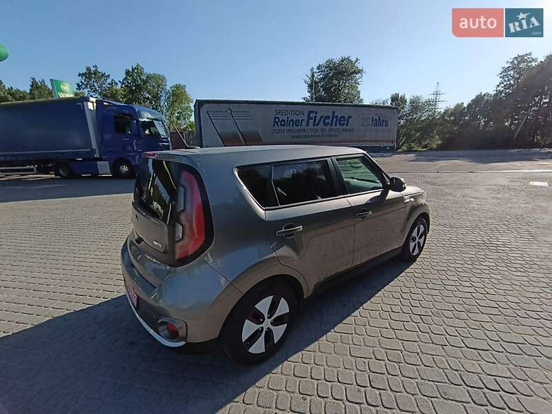 Внедорожник / Кроссовер Kia Soul EV 2015 в Ковеле