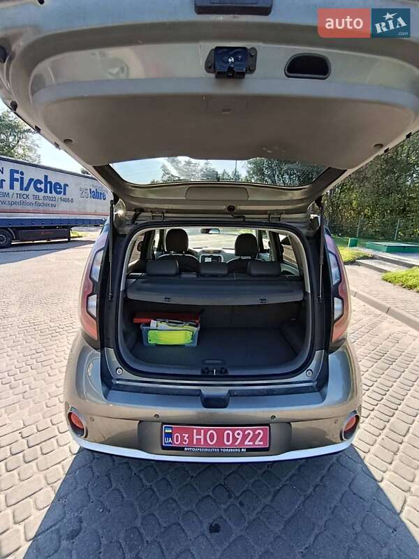 Внедорожник / Кроссовер Kia Soul EV 2015 в Ковеле