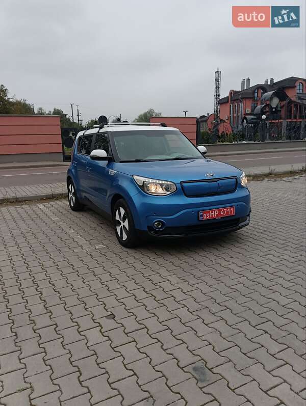 Внедорожник / Кроссовер Kia Soul EV 2016 в Дрогобыче