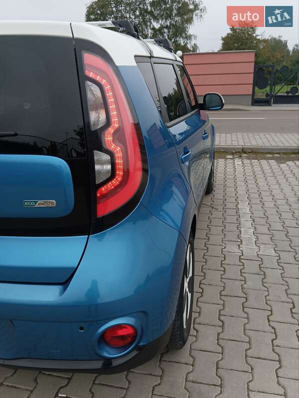 Внедорожник / Кроссовер Kia Soul EV 2016 в Дрогобыче