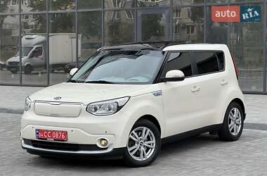 Внедорожник / Кроссовер Kia Soul EV 2017 в 