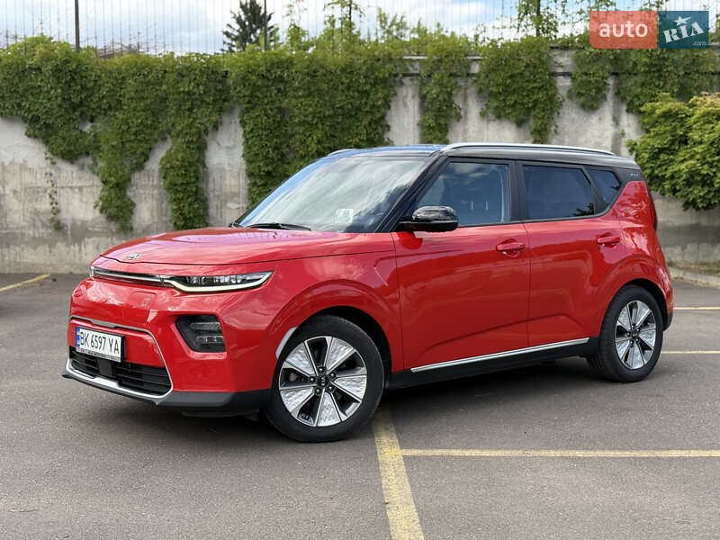 Позашляховик / Кросовер Kia Soul EV 2020 в Рівному