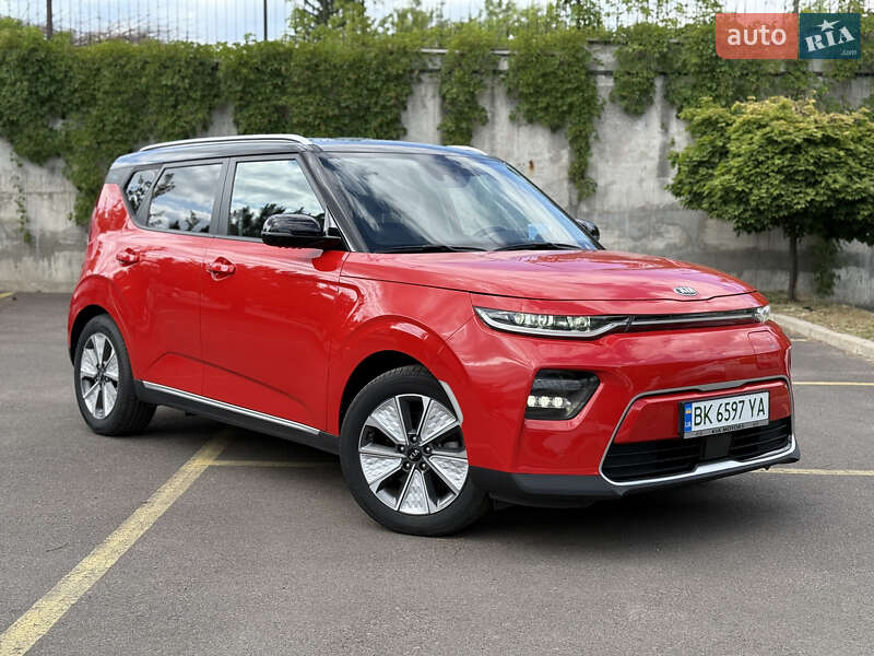 Позашляховик / Кросовер Kia Soul EV 2020 в Рівному