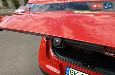 Внедорожник / Кроссовер Kia Soul EV 2020 в 