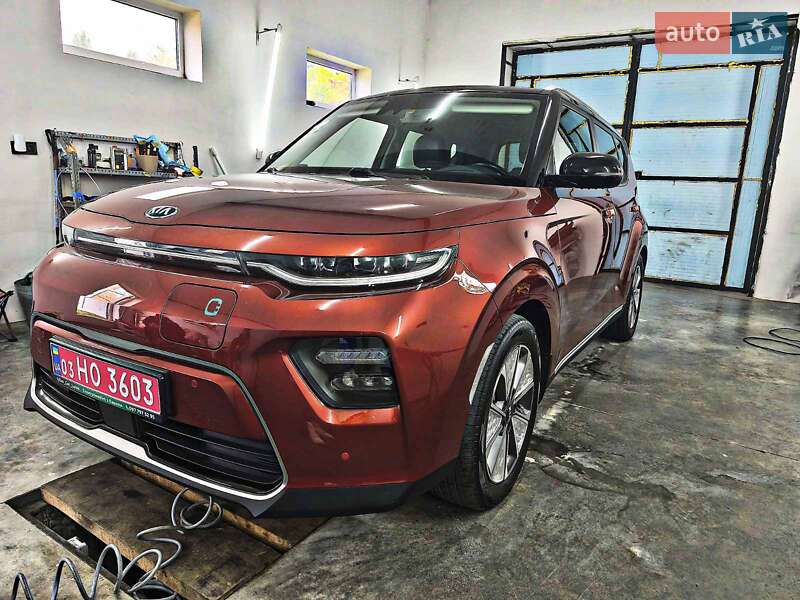 Внедорожник / Кроссовер Kia Soul EV 2020 в Луцке
