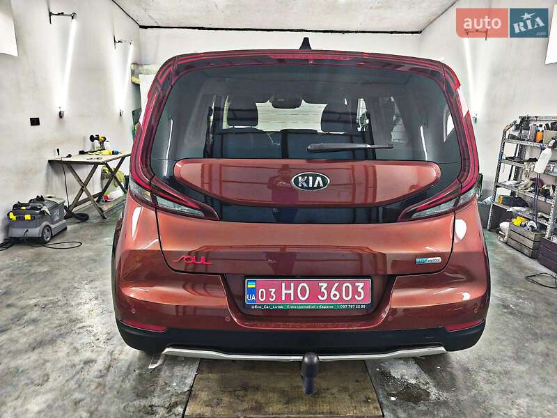 Внедорожник / Кроссовер Kia Soul EV 2020 в Луцке