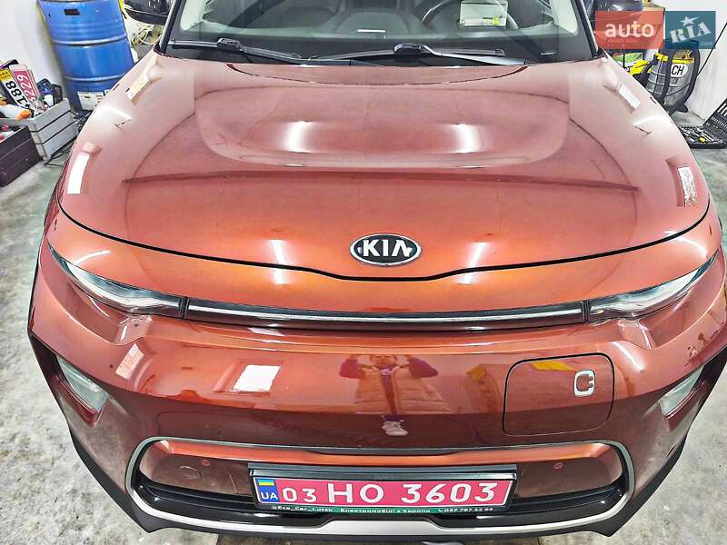 Внедорожник / Кроссовер Kia Soul EV 2020 в Луцке