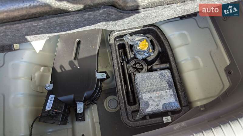 Внедорожник / Кроссовер Kia Soul EV 2018 в Киеве фото 40 Внедорожник / Кроссовер Kia Soul EV 2018 в Киеве